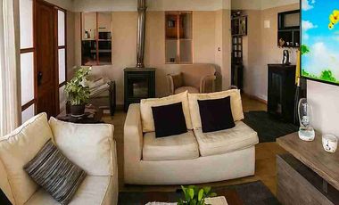 Venta de Hermosa Casa