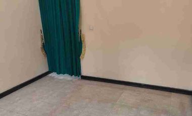 DISEWAKAN RUMAH SIAP HUNI‼️
CENTRAL PARK -MULYOSARI