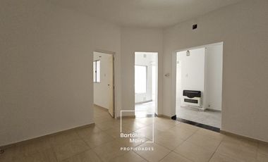 VENTA | Casa Interna Única con Patio y Terraza
