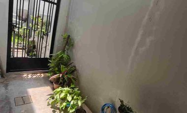 Rumah Mewah 2Lt Full Furnish Strategis di Colomadu