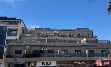 VENTA OPORTUNIDAD 1 DORMITORIO CON COCHERA Y PILETA