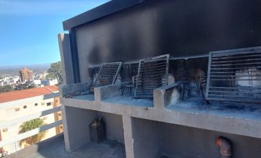 VENTA OPORTUNIDAD 1 DORMITORIO CON COCHERA Y PILETA