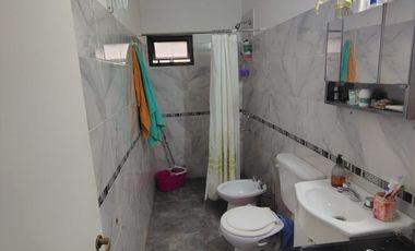 VENTA OPORTUNIDAD 1 DORMITORIO CON COCHERA Y PILETA
