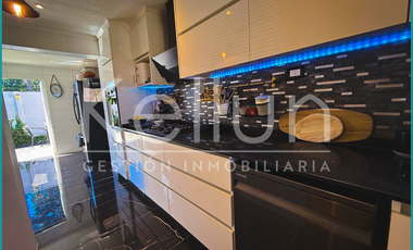 Casa Remodelada en 2 Poniente, San Pedro de la Paz – Conectividad y Estilo