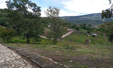 LOTE EN CONJUNTO CERRADO