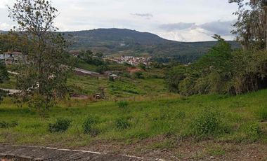 LOTE EN CONJUNTO CERRADO