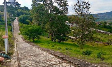 LOTE EN CONJUNTO CERRADO