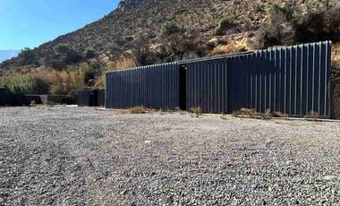 Se arrienda para uso comercial, Vicuña