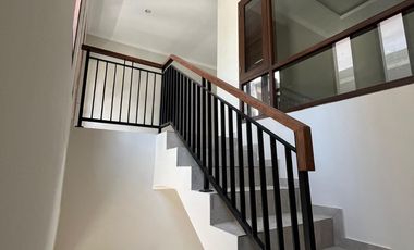 RUMAH SIAP HUNI MINIMALIS 3BR KAWASAN STARTETEGIS LOKASI DENPASAR SESETAN