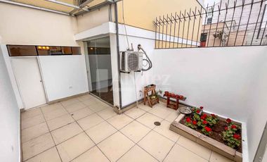 ALQUILO CASA EN SAN ISIDRO