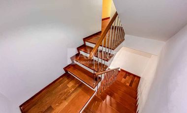 ALQUILO CASA EN SAN ISIDRO