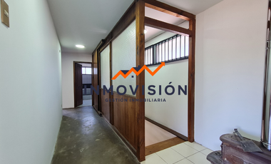 Inmovision Gestión Inmobiliaria ARRIENDA Amplia Propiedad