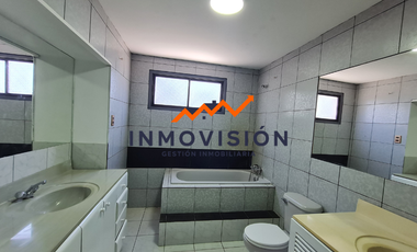 Inmovision Gestión Inmobiliaria ARRIENDA Amplia Propiedad