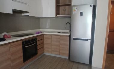 LINDO DEPTO METRO SANTA ISABEL 2 DORMITORIS 2 BAÑOS Y ESTACIONAMIENTO