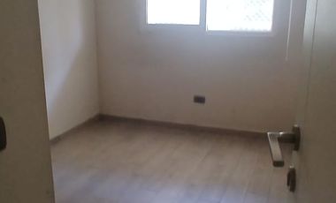 LINDO DEPTO METRO SANTA ISABEL 2 DORMITORIS 2 BAÑOS Y ESTACIONAMIENTO