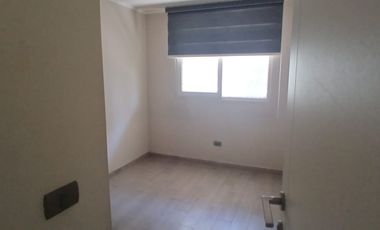 LINDO DEPTO METRO SANTA ISABEL 2 DORMITORIS 2 BAÑOS Y ESTACIONAMIENTO