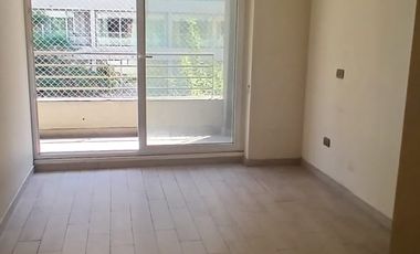 LINDO DEPTO METRO SANTA ISABEL 2 DORMITORIS 2 BAÑOS Y ESTACIONAMIENTO