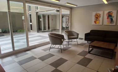 LINDO DEPTO METRO SANTA ISABEL 2 DORMITORIS 2 BAÑOS Y ESTACIONAMIENTO