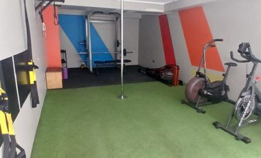 LINDO DEPTO METRO SANTA ISABEL 2 DORMITORIS 2 BAÑOS Y ESTACIONAMIENTO