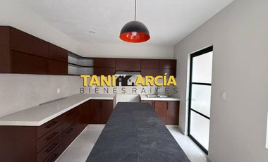 Vendo Casa Nueva en Córdoba, Zona Villa Verde!.