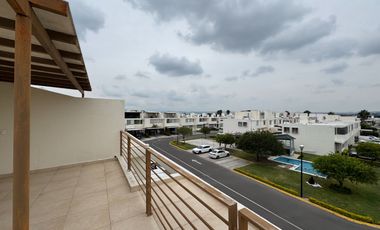 ¡Precio a tratar! | Casa en esquina con terreno excedente Terranova, Corregidora