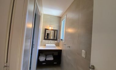 Casa cinco ambientes en venta. Barrio Residencial 1 de Costa Esmeralda. Costa Atlántica.