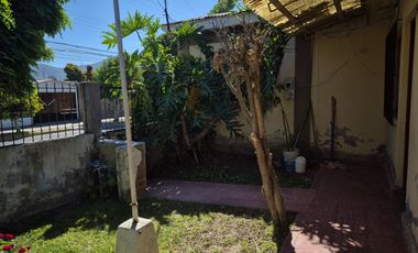 Excelente propiedad con local comercial en privilegiado sector, La Calera