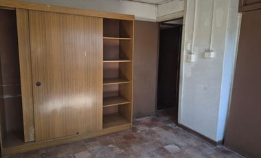 Excelente propiedad con local comercial en privilegiado sector, La Calera