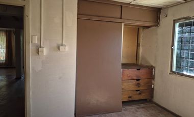 Excelente propiedad con local comercial en privilegiado sector, La Calera