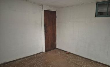 Excelente propiedad con local comercial en privilegiado sector, La Calera