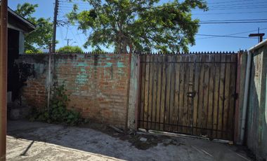 Excelente propiedad con local comercial en privilegiado sector, La Calera