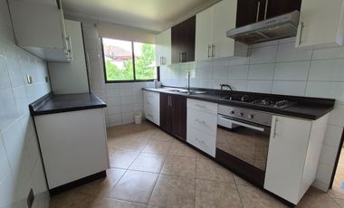Comoda Casa en Parque del Sol en Venta.