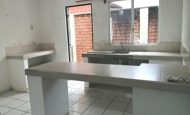 VENTA DE HERMOSA CASA