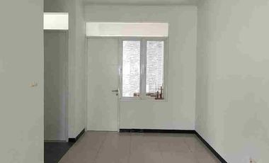 Rumah 1 lantai di Taman Holis Indah II, non furnished