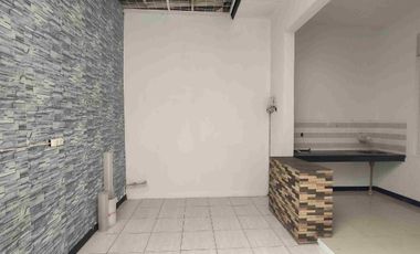 Rumah 1 lantai di Taman Holis Indah II, non furnished