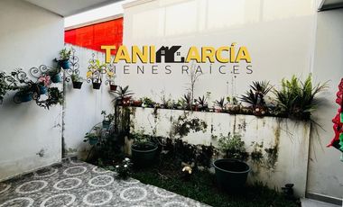 Vendo Bonita Casa en Fraccionamiento Privado en Amatlán.