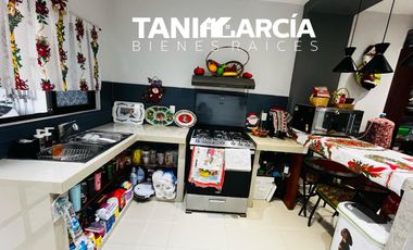Vendo Bonita Casa en Fraccionamiento Privado en Amatlán.