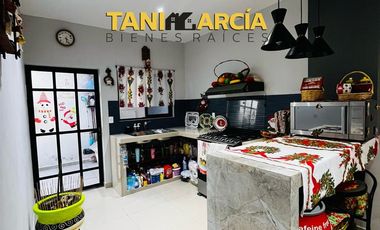 Vendo Bonita Casa en Fraccionamiento Privado en Amatlán.
