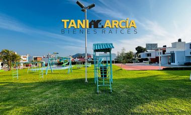 Vendo Bonita Casa en Fraccionamiento Privado en Amatlán.
