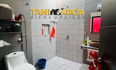 Vendo Bonita Casa en Fraccionamiento Privado en Amatlán.