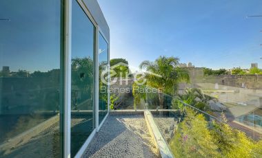 Edificio en venta en Jardines del Bosque, Guadalajara, Jalisco.