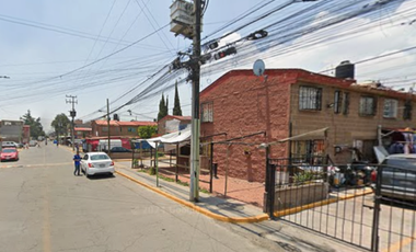 VENTA DE HERMOSA CASA BOSQUE DE LOS LIMONEROS EN COACALCO !