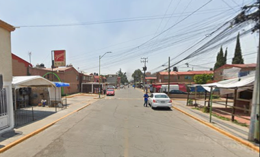 VENTA DE HERMOSA CASA BOSQUE DE LOS LIMONEROS EN COACALCO !