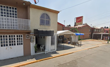 VENTA DE HERMOSA CASA BOSQUE DE LOS LIMONEROS EN COACALCO !