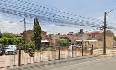 VENTA DE HERMOSA CASA BOSQUE DE LOS LIMONEROS EN COACALCO !