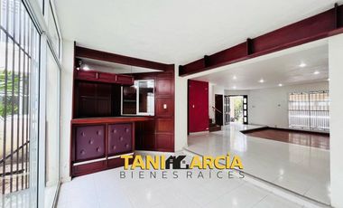 Vendo Bella Casa en Fraccionamiento Privado Virginia en Córdoba.