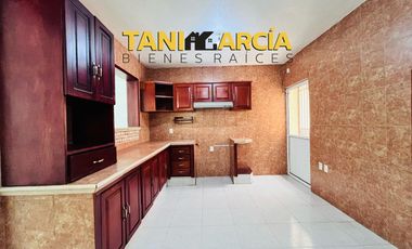 Vendo Bella Casa en Fraccionamiento Privado Virginia en Córdoba.