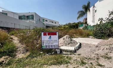 TERRENO EN VENTA CON SERVICIOSA SUBTERRANEOS