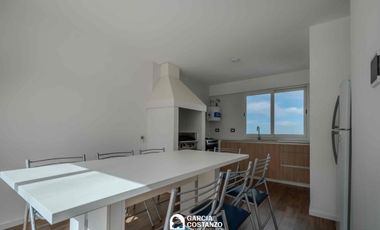 Venta de Piso de Categoría en La Perla con Vista al Mar!