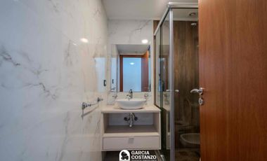 Venta Departamento en La Perla con Vista al Mar!